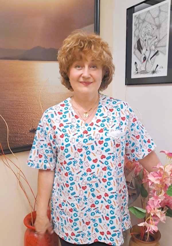 Svetlana Yiakoumpiv